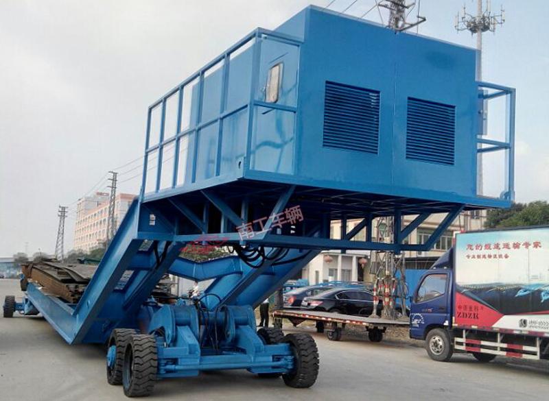 60噸液壓自走式大型游艇拖車(chē)