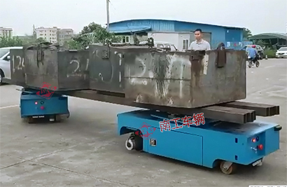 電動遙控模具轉(zhuǎn)運(yùn)拖車3I.jpg