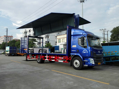 飛翼式車箱改裝，內(nèi)置汽車尾板組裝4I.jpg