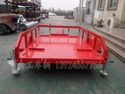 2.1噸履帶消防車(chē)拖車(chē)4I.jpg