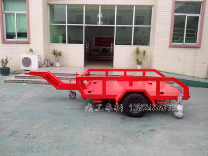 2.1噸履帶消防車(chē)拖車(chē)3I.jpg