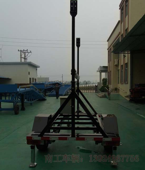 簡(jiǎn)易流動(dòng)廣告宣傳車(chē)4.jpg