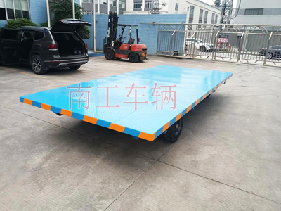 6噸無動(dòng)力牽引平板拖車1I.jpg