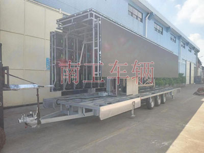 45平方大型戶(hù)外折疊式LED廣告拖車(chē)5I.jpg