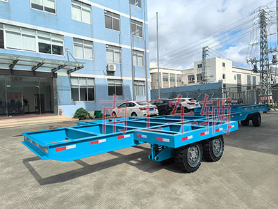 30噸4米寬骨架式重型平板拖車2I.jpg